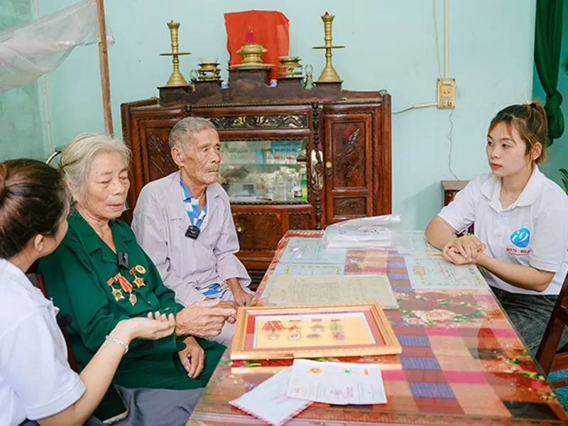 Bảng chiến lược cơ bản Blackjack, hướng dẫn các quyết định rút, dừng, gấp đôi, tách bài tại sao 789